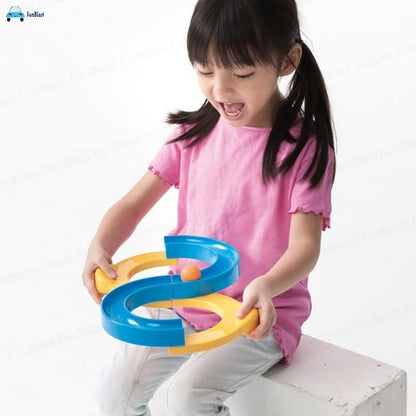Loop Balancing Track Toy - Balancing Game, Bouncing Ball for Kids, 8 Shape Infinite Loop Game, Toys for 5+Years Kids, Indoor Games (Random Color)